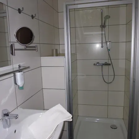 V.k. Pgmbh فندق مبيت وإفطار سينت فيث